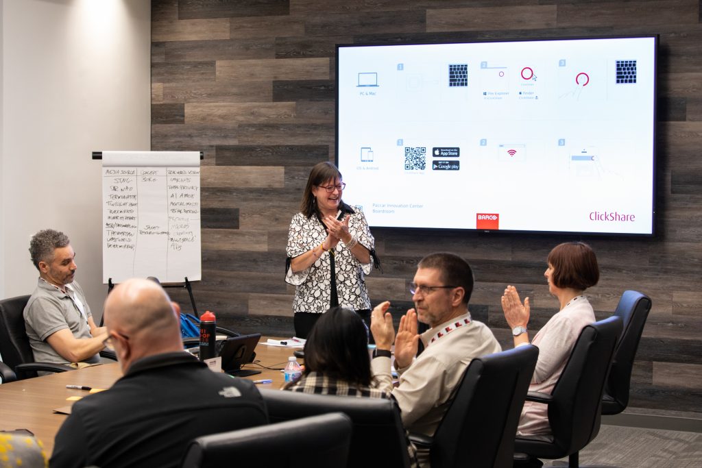 Leslie Shannon, Head of Ecosystem and Trend Scouting at Nokia, leads a breakout session.